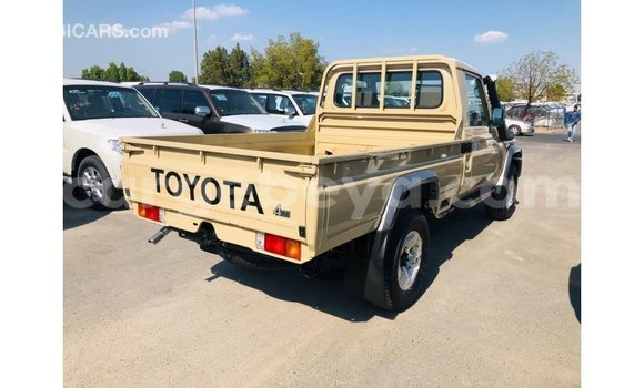 Buy Import Toyota Land Cruiser Beige Car in Import - Dubai in Ethiopia Buy Import Toyota Land Cruiser Beige Car in Import - Dubai in Ethiopia