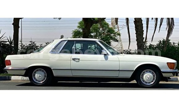 ይግዙ Imported Mercedes-Benz 190 ነጭ መኪና በ Import - Dubai በ ኢትዮጵያ ይግዙ Imported Mercedes-Benz 190 ነጭ መኪና በ Import - Dubai በ ኢትዮጵያ