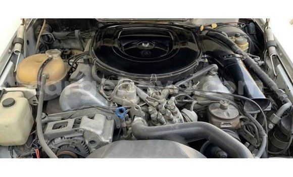 ይግዙ Imported Mercedes-Benz 190 ነጭ መኪና በ Import - Dubai በ ኢትዮጵያ ይግዙ Imported Mercedes-Benz 190 ነጭ መኪና በ Import - Dubai በ ኢትዮጵያ