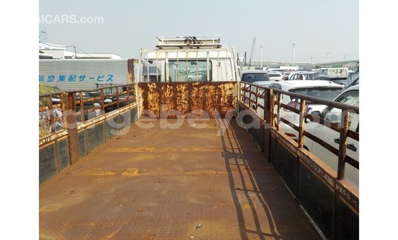 Buy Import Isuzu Rodeo White Car in Import - Dubai in Ethiopia Buy Import Isuzu Rodeo White Car in Import - Dubai in Ethiopia