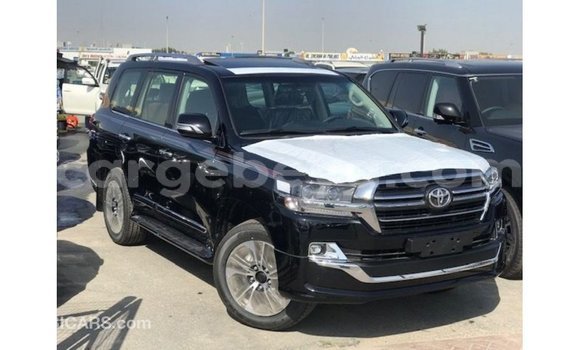 ይግዙ Imported Toyota Land Cruiser ጥቁር መኪና በ Import - Dubai በ ኢትዮጵያ ይግዙ Imported Toyota Land Cruiser ጥቁር መኪና በ Import - Dubai በ ኢትዮጵያ