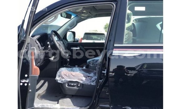 ይግዙ Imported Toyota Land Cruiser ጥቁር መኪና በ Import - Dubai በ ኢትዮጵያ ይግዙ Imported Toyota Land Cruiser ጥቁር መኪና በ Import - Dubai በ ኢትዮጵያ
