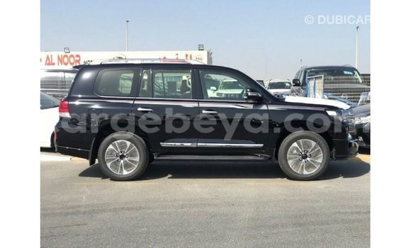 ይግዙ Imported Toyota Land Cruiser ጥቁር መኪና በ Import - Dubai በ ኢትዮጵያ ይግዙ Imported Toyota Land Cruiser ጥቁር መኪና በ Import - Dubai በ ኢትዮጵያ