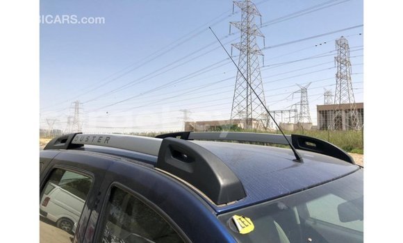 Acheter Import Voiture Renault Duster Bleu à Import - Dubai, Ethiopie Acheter Import Voiture Renault Duster Bleu à Import - Dubai, Ethiopie