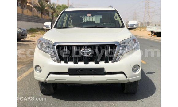 Acheter Import Voiture Toyota Prado Blanc à Import - Dubai, Ethiopie Acheter Import Voiture Toyota Prado Blanc à Import - Dubai, Ethiopie