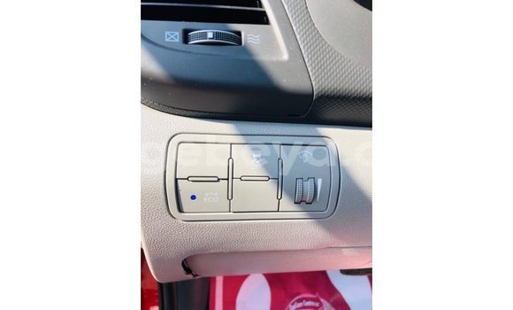 Acheter Import Voiture Hyundai Accent Rouge à Import - Dubai, Ethiopie Acheter Import Voiture Hyundai Accent Rouge à Import - Dubai, Ethiopie