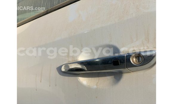 Acheter Import Voiture Hyundai Tucson Blanc à Import - Dubai, Ethiopie Acheter Import Voiture Hyundai Tucson Blanc à Import - Dubai, Ethiopie