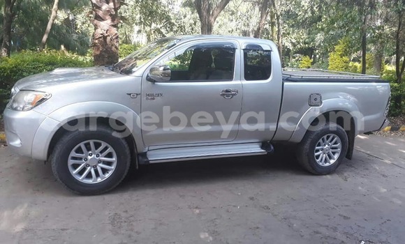 Buy Used Toyota Hilux Silver Car in Addis–Ababa in Ethiopia Buy Used Toyota Hilux Silver Car in Addis–Ababa in Ethiopia