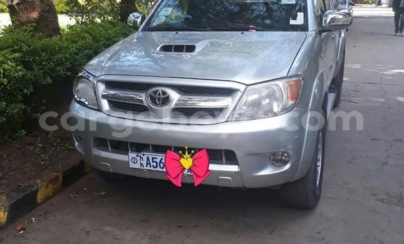Buy Used Toyota Hilux Silver Car in Addis–Ababa in Ethiopia Buy Used Toyota Hilux Silver Car in Addis–Ababa in Ethiopia