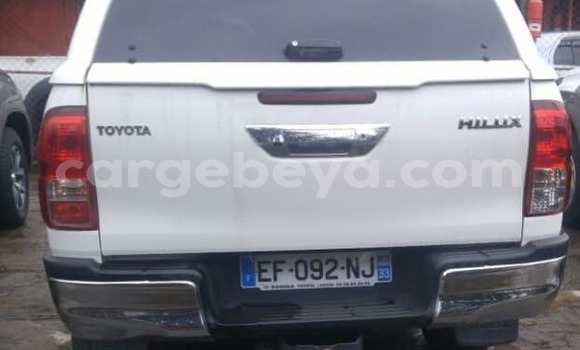 Buy Used Toyota Hilux White Car in Addis–Ababa in Ethiopia Buy Used Toyota Hilux White Car in Addis–Ababa in Ethiopia
