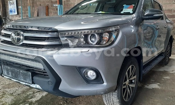 Buy Used Toyota Hilux Silver Car in Addis–Ababa in Ethiopia Buy Used Toyota Hilux Silver Car in Addis–Ababa in Ethiopia