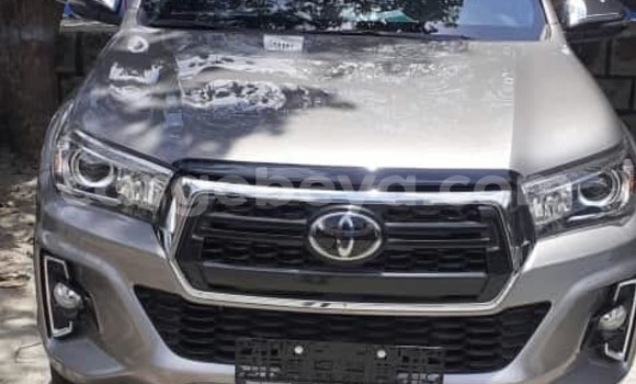 Buy Used Toyota Hilux Silver Car in Addis–Ababa in Ethiopia Buy Used Toyota Hilux Silver Car in Addis–Ababa in Ethiopia