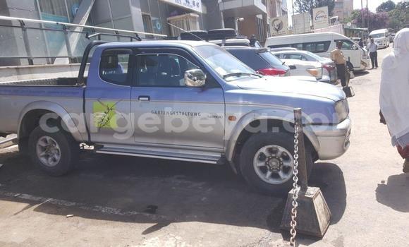 Buy Used Mitsubishi L400 Brown Truck in Addis–Ababa in Ethiopia