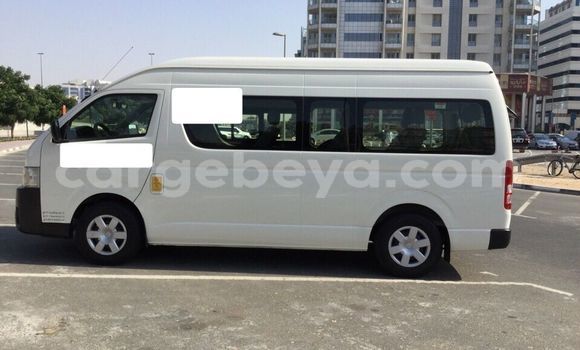 Buy Used Toyota Hiace White Car in Addis–Ababa in Ethiopia Buy Used Toyota Hiace White Car in Addis–Ababa in Ethiopia