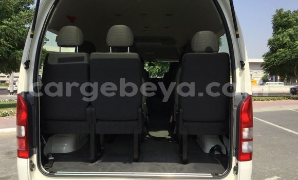 Buy Used Toyota Hiace White Car in Addis–Ababa in Ethiopia Buy Used Toyota Hiace White Car in Addis–Ababa in Ethiopia