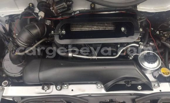 Buy Used Toyota Hiace Silver Car in Addis–Ababa in Ethiopia Buy Used Toyota Hiace Silver Car in Addis–Ababa in Ethiopia