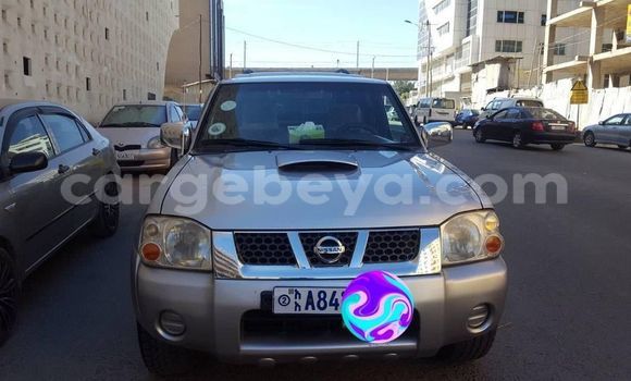 Buy Used Nissan Navara Silver Car in Addis–Ababa in Ethiopia Buy Used Nissan Navara Silver Car in Addis–Ababa in Ethiopia