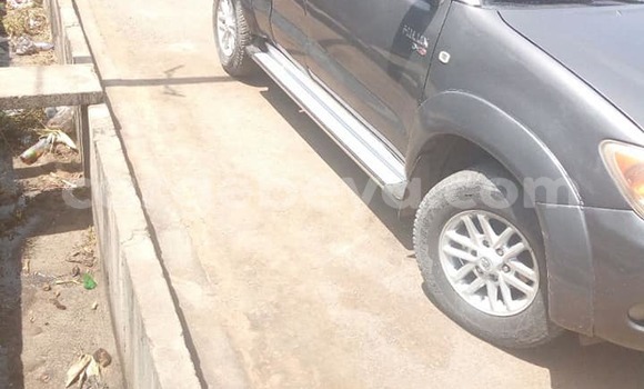 Buy Used Toyota Hilux Black Car in Addis–Ababa in Ethiopia Buy Used Toyota Hilux Black Car in Addis–Ababa in Ethiopia