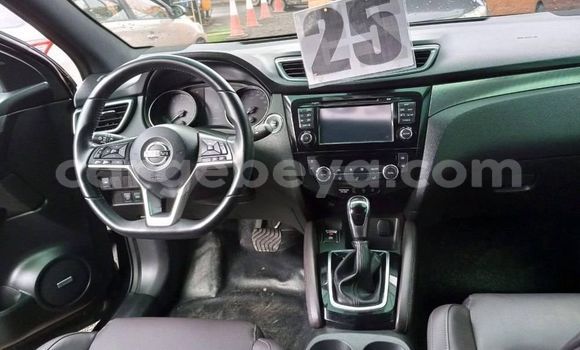 Buy Used Nissan Qashqai Black Car in Addis–Ababa in Ethiopia Buy Used Nissan Qashqai Black Car in Addis–Ababa in Ethiopia