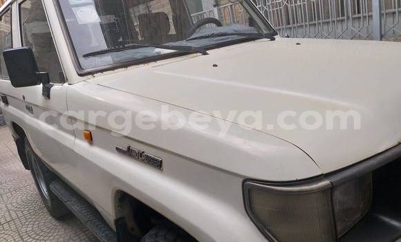 Buy Used Toyota Land Cruiser White Car in Addis–Ababa in Ethiopia Buy Used Toyota Land Cruiser White Car in Addis–Ababa in Ethiopia