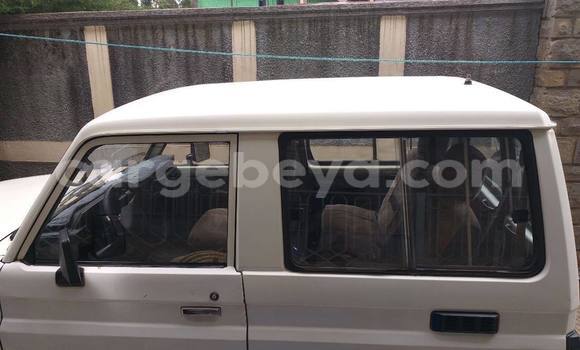Buy Used Toyota Land Cruiser White Car in Addis–Ababa in Ethiopia Buy Used Toyota Land Cruiser White Car in Addis–Ababa in Ethiopia