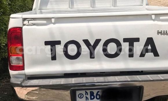 Buy Used Toyota Pickup White Car in Addis–Ababa in Ethiopia Buy Used Toyota Pickup White Car in Addis–Ababa in Ethiopia