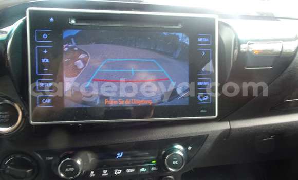 Acheter Occasion Voiture Toyota Hilux Noir à Abomsa, Oromia Acheter Occasion Voiture Toyota Hilux Noir à Abomsa, Oromia