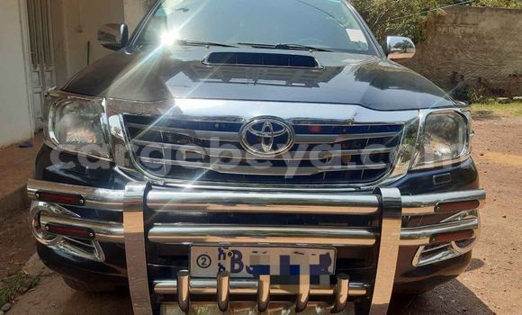 Buy Used Toyota Hilux Blue Car in Addis–Ababa in Ethiopia Buy Used Toyota Hilux Blue Car in Addis–Ababa in Ethiopia