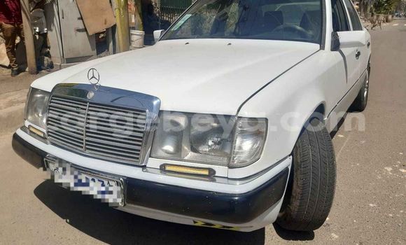 Buy Used Mercedes-Benz E–Class White Car in Addis–Ababa in Ethiopia Buy Used Mercedes-Benz E–Class White Car in Addis–Ababa in Ethiopia