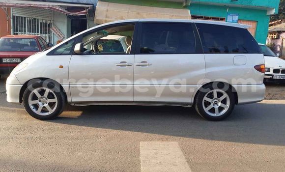 Buy Used Toyota Estima Silver Car in Addis–Ababa in Ethiopia Buy Used Toyota Estima Silver Car in Addis–Ababa in Ethiopia
