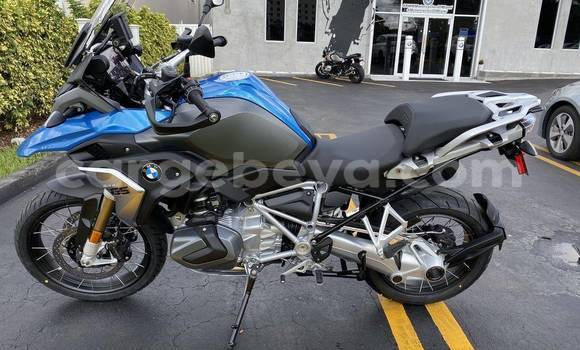 Medium with watermark bmw r1200gs adventure ethiopia addiet canna 8775