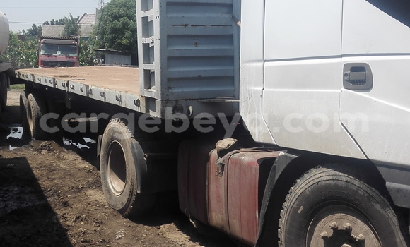 Buy Used Iveco Cargo White Truck in Nazrēt in Ethiopia