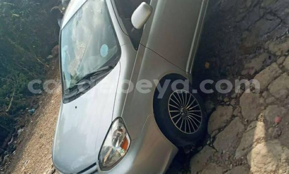 Acheter Occasion Voiture Toyota Platz Gris à Addis Ababa, Ethiopie Acheter Occasion Voiture Toyota Platz Gris à Addis Ababa, Ethiopie