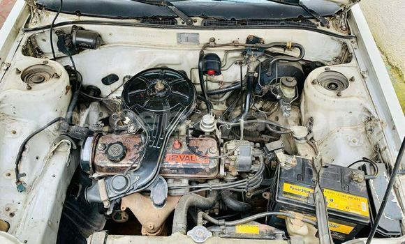 Acheter Occasion Voiture Toyota Corolla Blanc à Addis Ababa, Ethiopie Acheter Occasion Voiture Toyota Corolla Blanc à Addis Ababa, Ethiopie