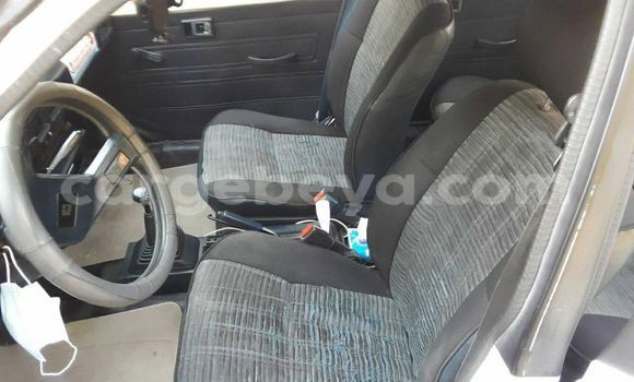 Acheter Occasion Voiture Toyota Corolla Blanc à Addis Ababa, Ethiopie Acheter Occasion Voiture Toyota Corolla Blanc à Addis Ababa, Ethiopie