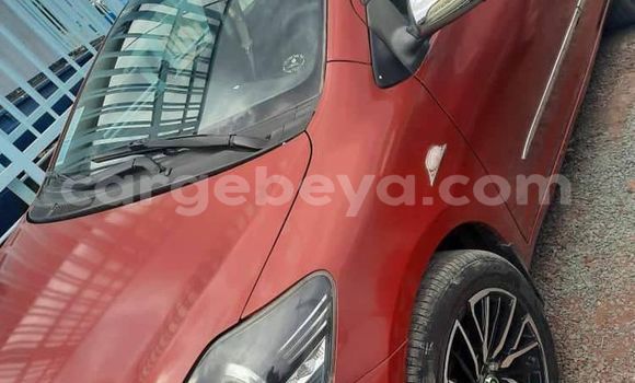 Acheter Occasion Voiture Toyota Belta Rouge à Addis Ababa, Ethiopie Acheter Occasion Voiture Toyota Belta Rouge à Addis Ababa, Ethiopie