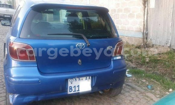 Acheter Occasion Voiture Toyota Vitz Bleu à Addis Ababa, Ethiopie Acheter Occasion Voiture Toyota Vitz Bleu à Addis Ababa, Ethiopie