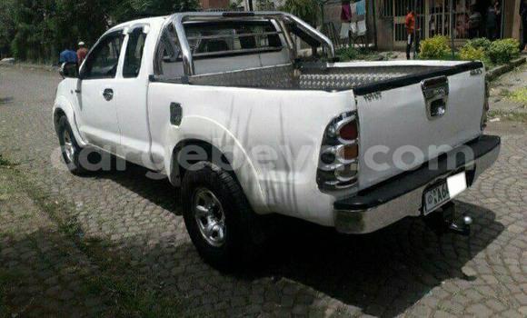 Buy Used Toyota Hilux White Car in Addis–Ababa in Ethiopia Buy Used Toyota Hilux White Car in Addis–Ababa in Ethiopia
