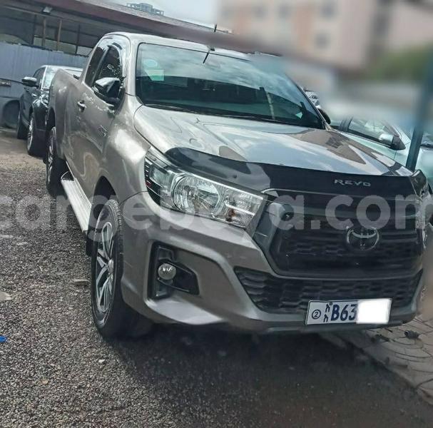 Big with watermark toyota hilux ethiopia addis ababa 8936