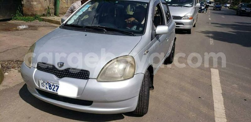 Big with watermark toyota vitz ethiopia addis ababa 8941