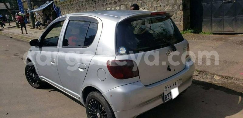 Big with watermark toyota vitz ethiopia addis ababa 8941
