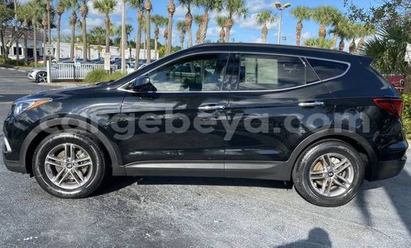 Acheter Import Voiture Hyundai Santa Fe Noir à Addis Ababa, Ethiopie Acheter Import Voiture Hyundai Santa Fe Noir à Addis Ababa, Ethiopie