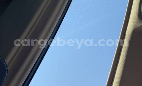 Acheter Import Voiture Toyota RAV4 Marron à Adet, Amhara Acheter Import Voiture Toyota RAV4 Marron à Adet, Amhara