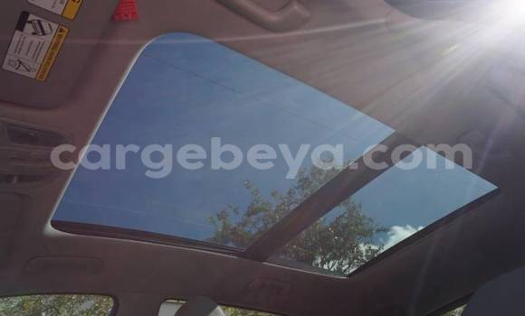 Acheter Import Voiture Kia Sportage Rouge à Ādīgrat, Ethiopie Acheter Import Voiture Kia Sportage Rouge à Ādīgrat, Ethiopie