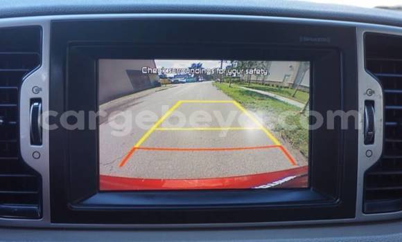 Acheter Import Voiture Kia Sportage Rouge à Ādīgrat, Ethiopie Acheter Import Voiture Kia Sportage Rouge à Ādīgrat, Ethiopie