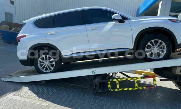 Buy Used Hyundai Santa Fe White Car in Addis–Ababa in Ethiopia Buy Used Hyundai Santa Fe White Car in Addis–Ababa in Ethiopia