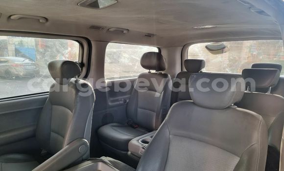 Buy Used Hyundai Starex Silver Car in Addis–Ababa in Ethiopia Buy Used Hyundai Starex Silver Car in Addis–Ababa in Ethiopia