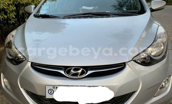 ይግዙ ያገለገለ Hyundai Elantra ብር መኪና በ አዲስ አበባ በ ኢትዮጵያ ይግዙ ያገለገለ Hyundai Elantra ብር መኪና በ አዲስ አበባ በ ኢትዮጵያ