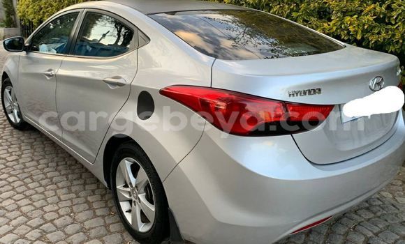 ይግዙ ያገለገለ Hyundai Elantra ብር መኪና በ አዲስ አበባ በ ኢትዮጵያ ይግዙ ያገለገለ Hyundai Elantra ብር መኪና በ አዲስ አበባ በ ኢትዮጵያ