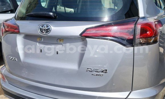 Buy Used Toyota RAV4 Silver Car in Addis–Ababa in Ethiopia Buy Used Toyota RAV4 Silver Car in Addis–Ababa in Ethiopia